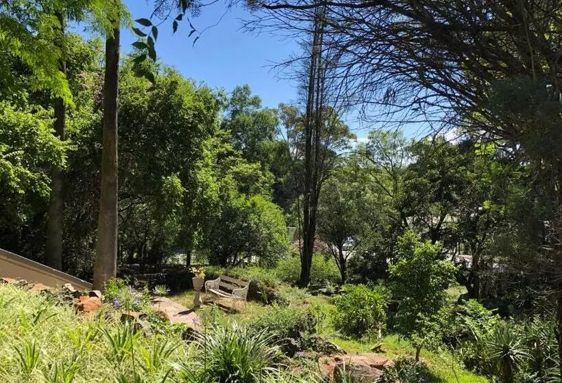 Peaches & Cream Bed & Breakfast