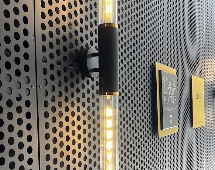 Debaines Hotel Santiago