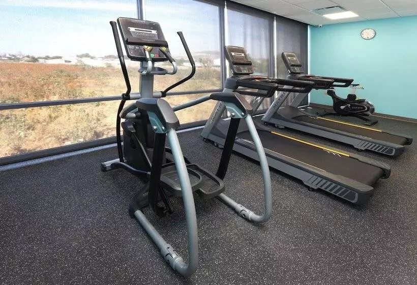 Avid Hotel Guadalajara Aeropuerto Norte by Ihg