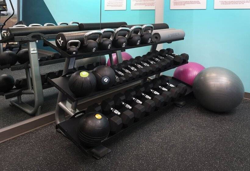 Avid Hotel Guadalajara Aeropuerto Norte by Ihg