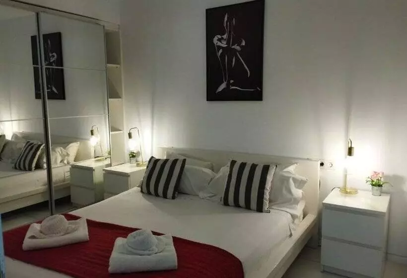 هتل The Loft Ibiza