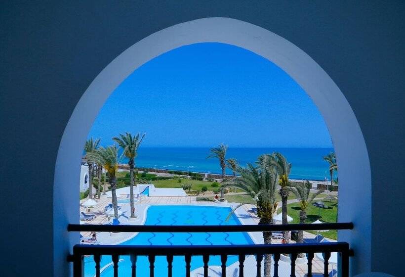 فندق Aljazira Beach & Spa     Families And Couples Only