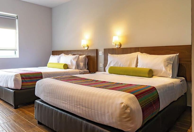 Отель Estancias Vive MX El Marques