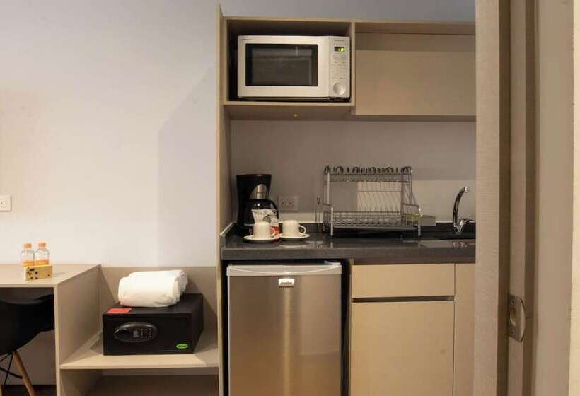 Отель Estancias Vive MX El Marques