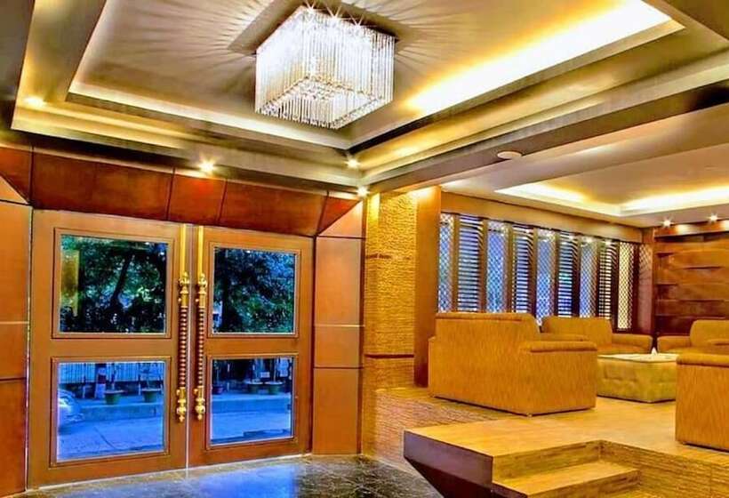 هتل West Park Inn