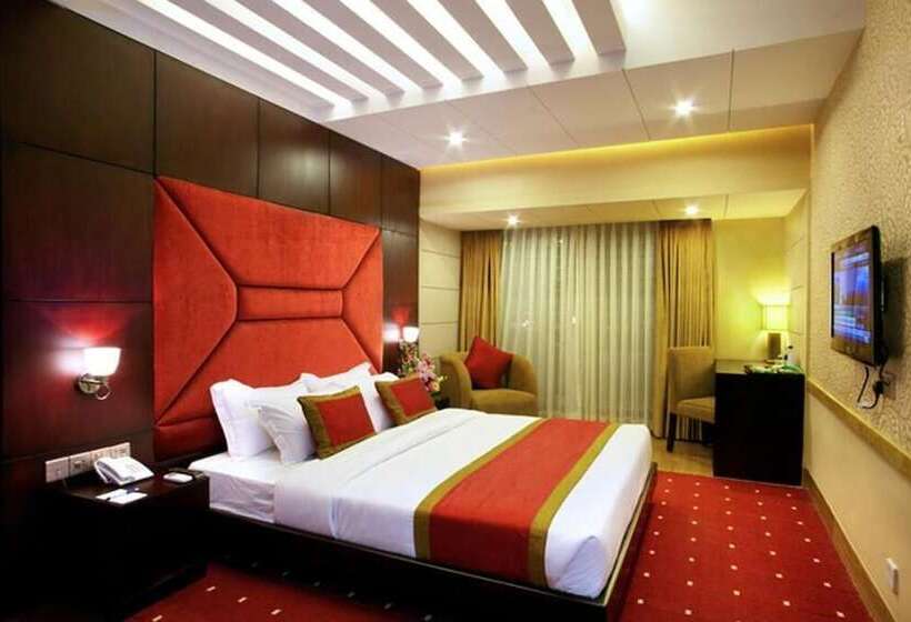 هتل West Park Inn