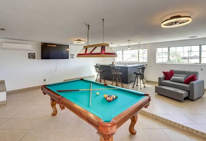 Lake Havasu Home W/ Heated Pool & Putting Green