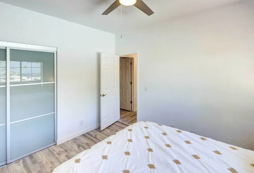 Lake Havasu Home W/ Heated Pool & Putting Green
