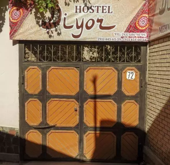 Diyor Hostel