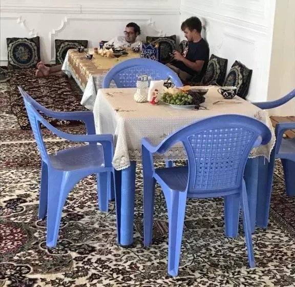 Diyor Hostel