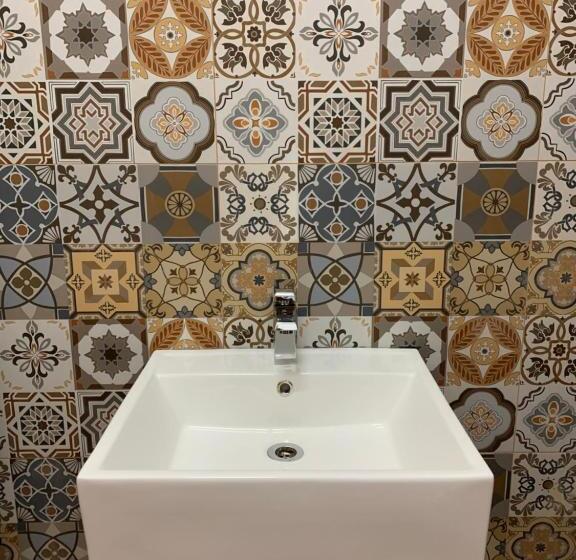 호스텔 The Base Backpackers