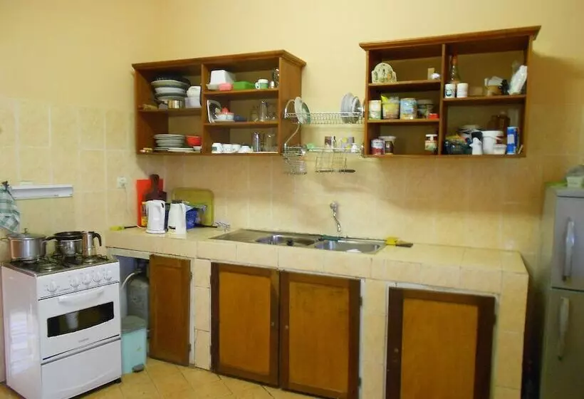 تختخواب و صبحانه Centre Marilen