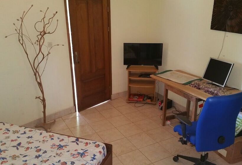 تختخواب و صبحانه Centre Marilen