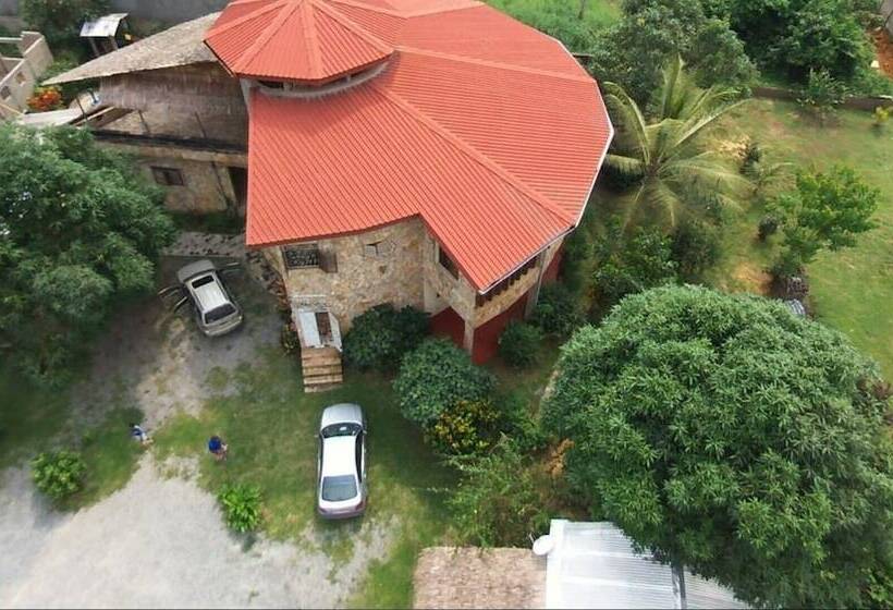 تختخواب و صبحانه Centre Marilen