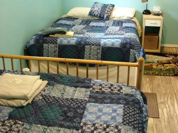 تختخواب و صبحانه Wild North Bed & Rest