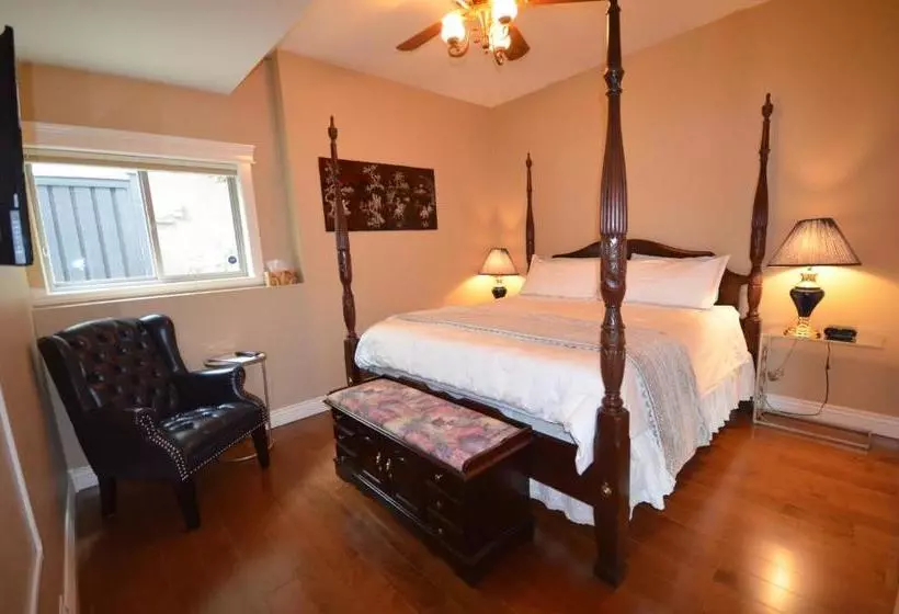 Bella Luna Bed And Breakfast