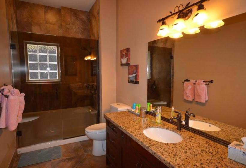 Bella Luna Bed And Breakfast