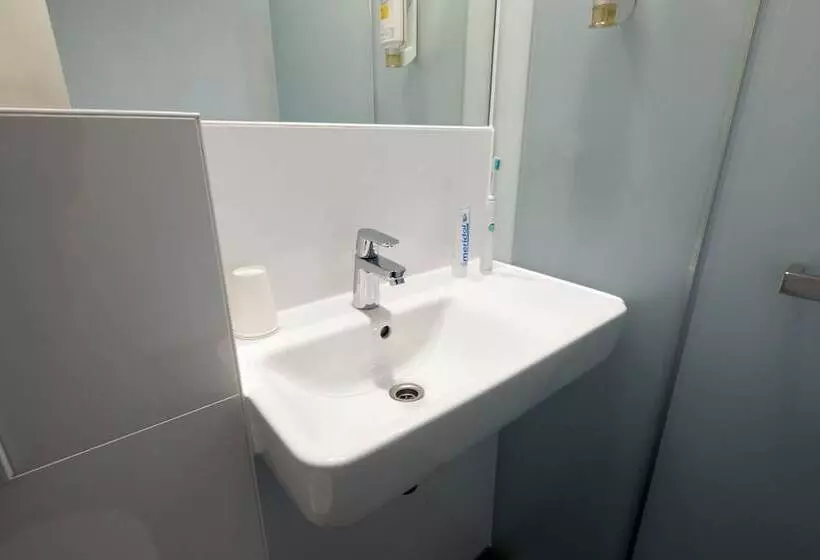 Easyhotel Maastricht City Centre