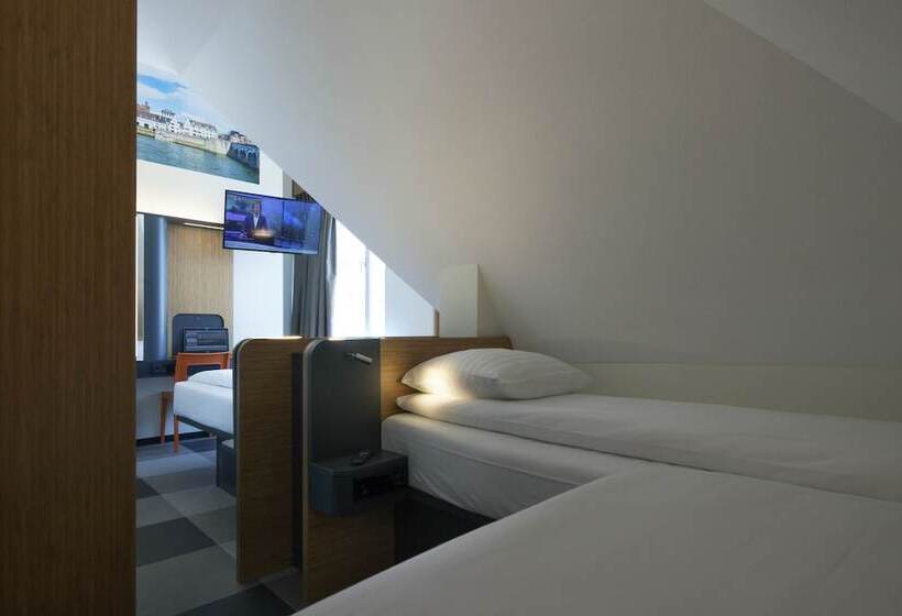 Easyhotel Maastricht City Centre