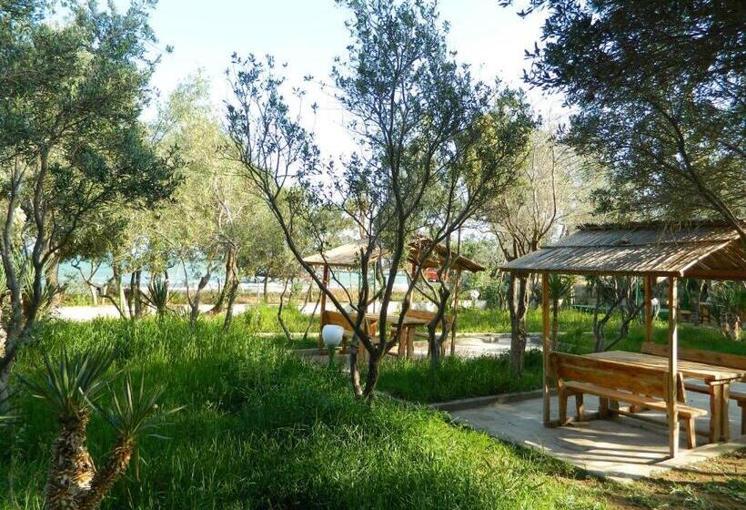 Hotel Mavi Dalga Beach