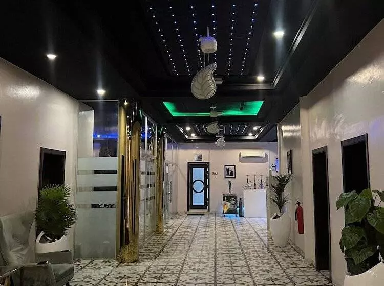 Rollace Hotel Lagos Intl