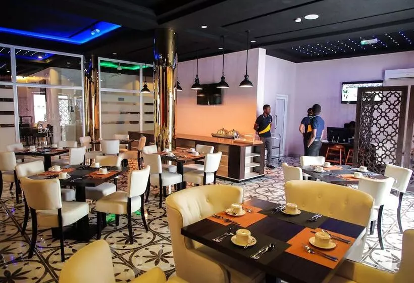 Rollace Hotel Lagos Intl