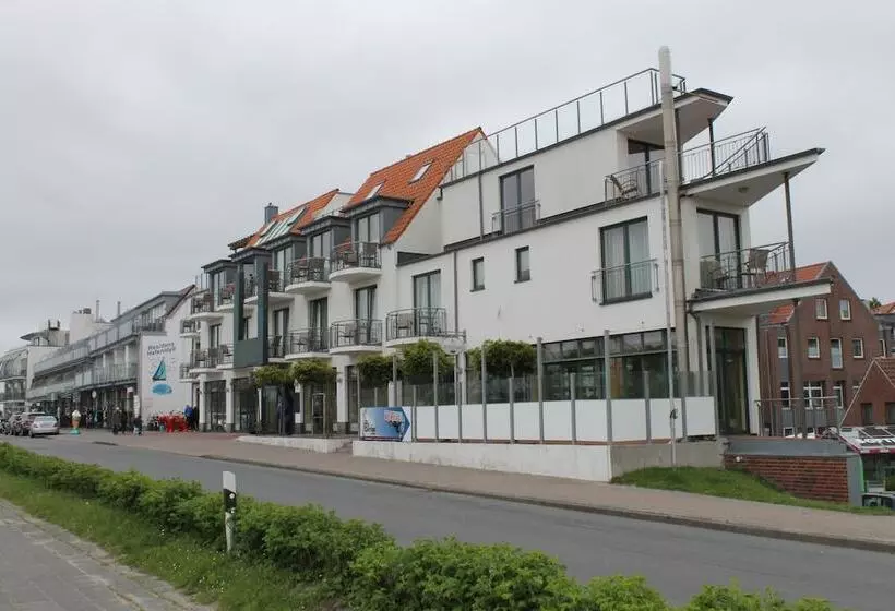 Hotelli Vier Jahreszeiten Bensersiel