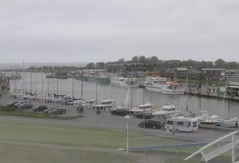 Hotelli Vier Jahreszeiten Bensersiel