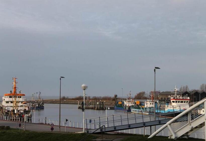 ホテル Vier Jahreszeiten Bensersiel