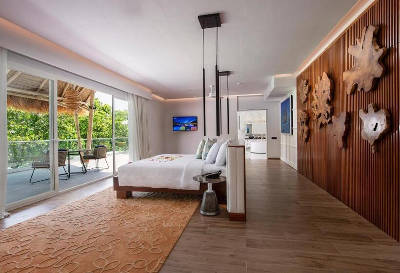 Emerald Maldives Resort & Spa Deluxe All Inclusive