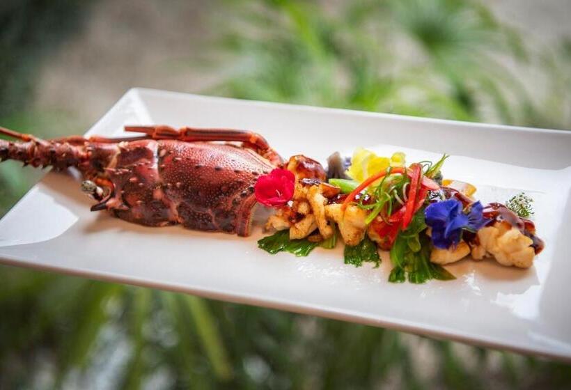 Emerald Maldives Resort & Spa Deluxe All Inclusive