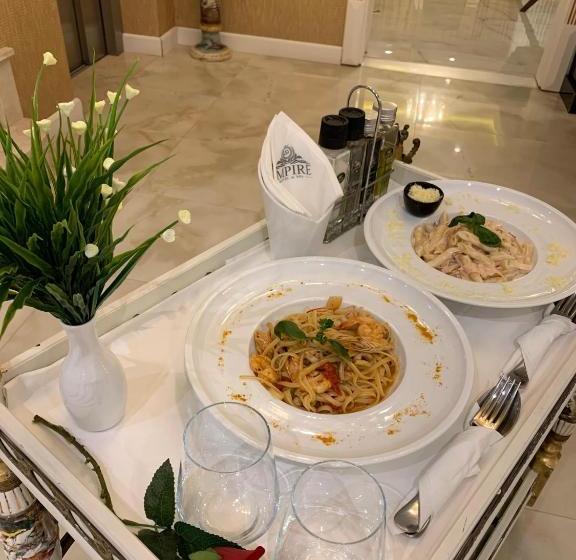 فندق Empire Albania