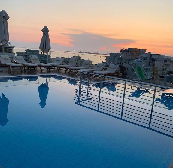 فندق Empire Albania