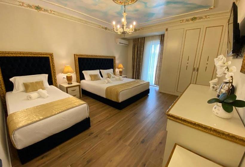 فندق Empire Albania