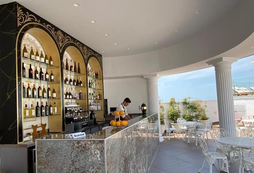 فندق Empire Albania