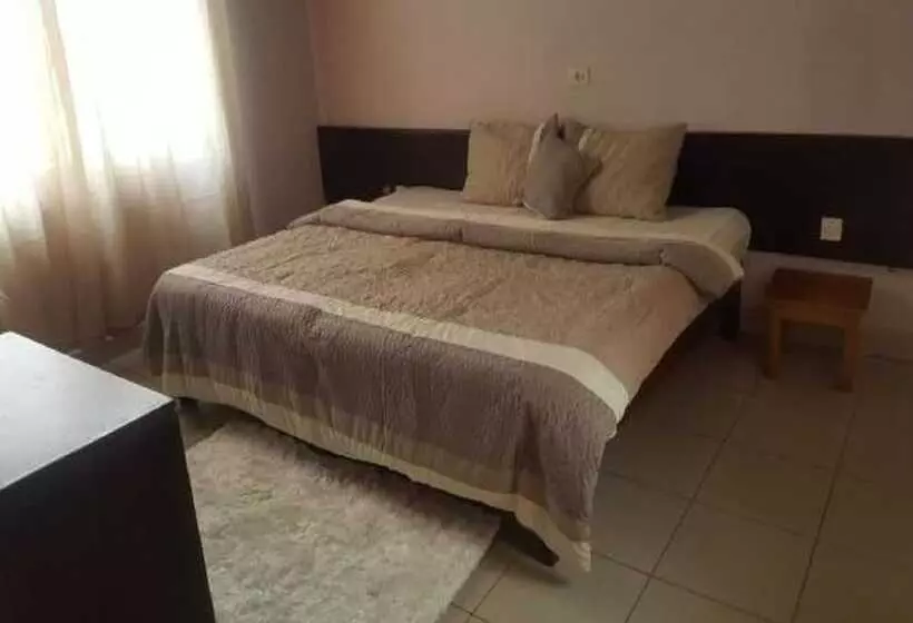 Hotelli First Choice