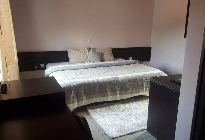 Hotelli First Choice