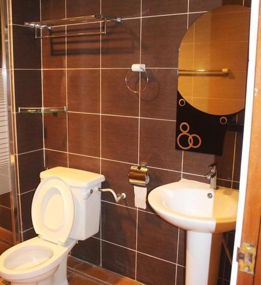 בית מלון כפרי Golden Palms