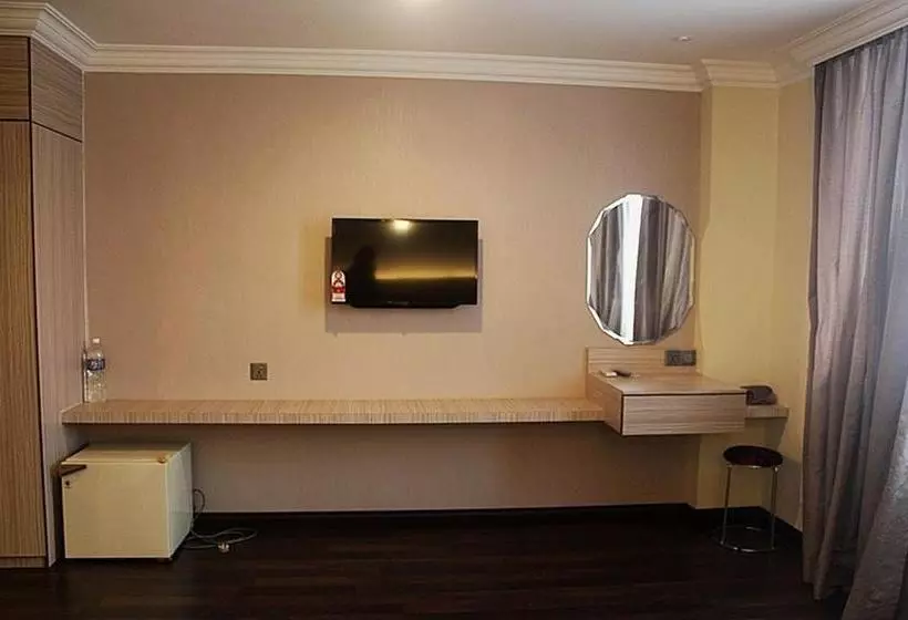 ホテル Golden Palms