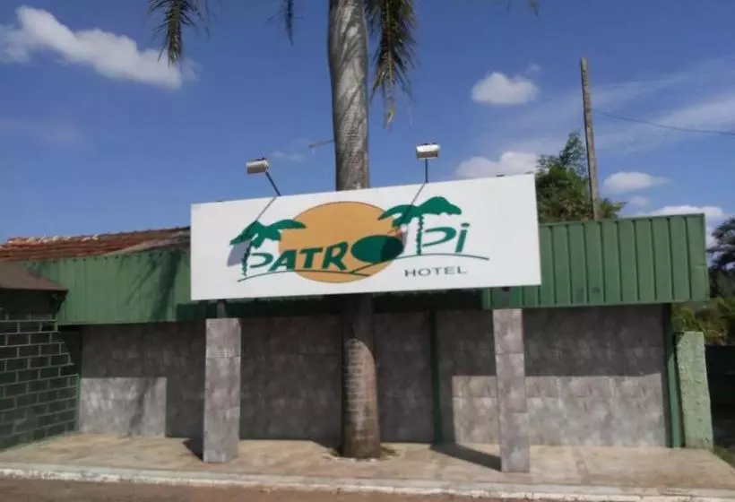 ホテル Patropi