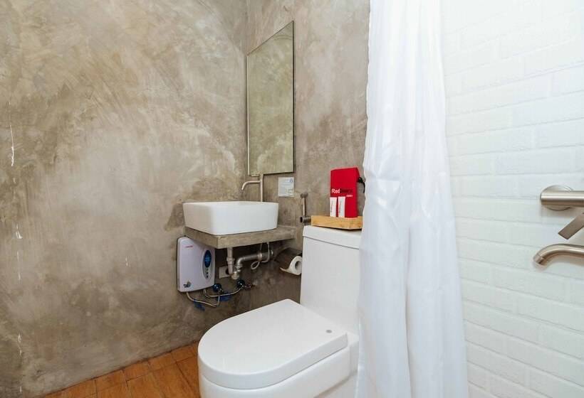 בית מלון כפרי Reddoorz Plus @ Boni Avenue Mandaluyong