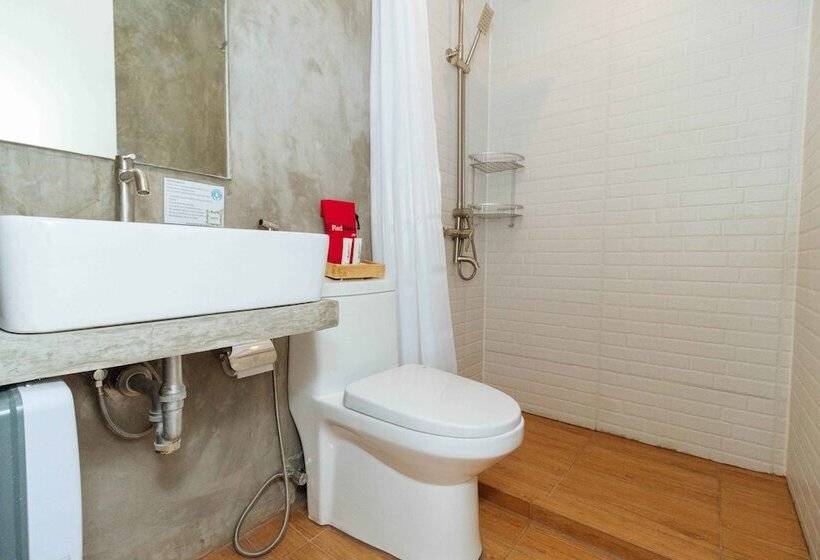 בית מלון כפרי Reddoorz Plus @ Boni Avenue Mandaluyong