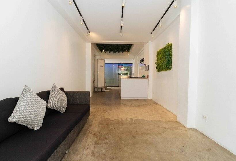 בית מלון כפרי Reddoorz Plus @ Boni Avenue Mandaluyong