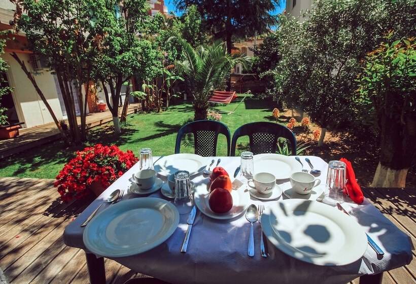 فندق Villa Green Garden