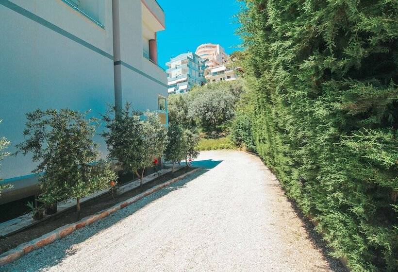 فندق Villa Green Garden