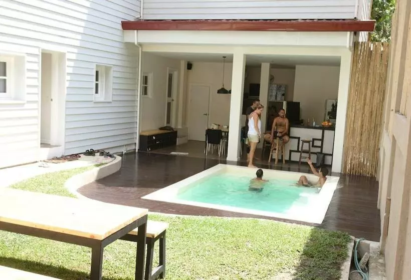 Kame House Backpackers   Hostel   Adults Only