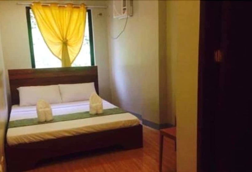 Cămin Dayunan Pili Tree Tourist Inn