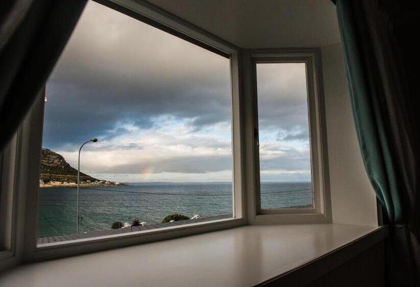 مبيت وإفطار 52 On Fish Hoek