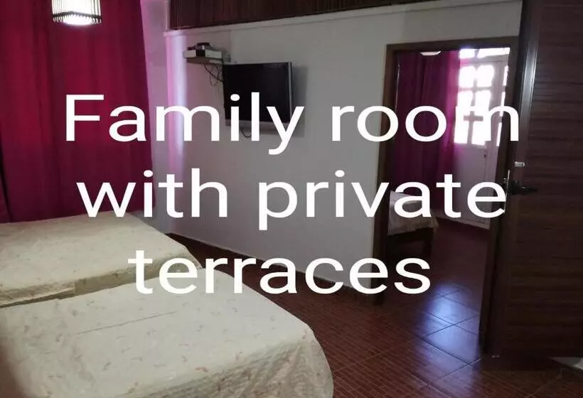 تختخواب و صبحانه Auberge Madelon