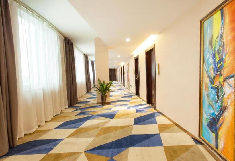 Days Hotel Yishun Guilin